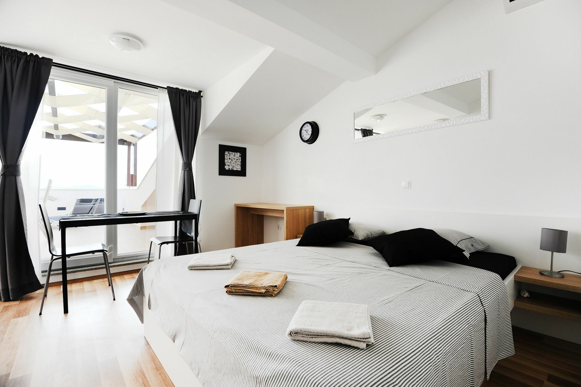 Apartments Hills Задар Экстерьер фото